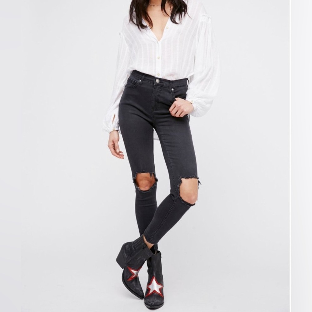 Free People High Rise Busted Knee Skinny Jeans In Carbon